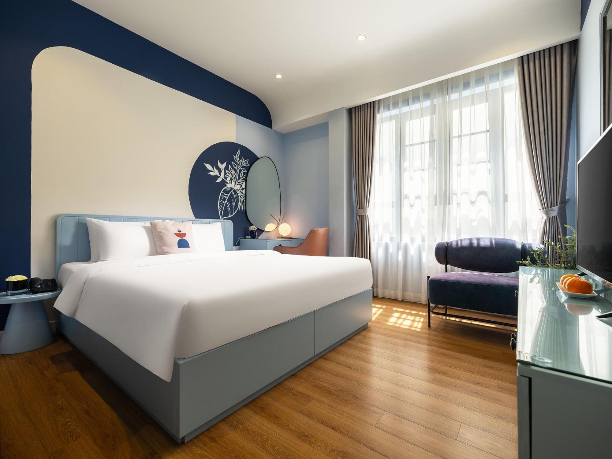 Essence Boutique 3* Ha Long